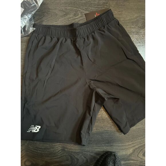 New Balance Men’s Training Shorts Black Size Small NWT Athletic Activewear - Picture 4 of 4